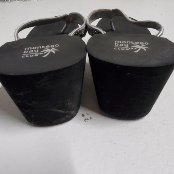 Sparkle Flip Flops - Picture 6 of 8